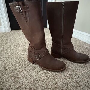 Women's Brown Leather boots